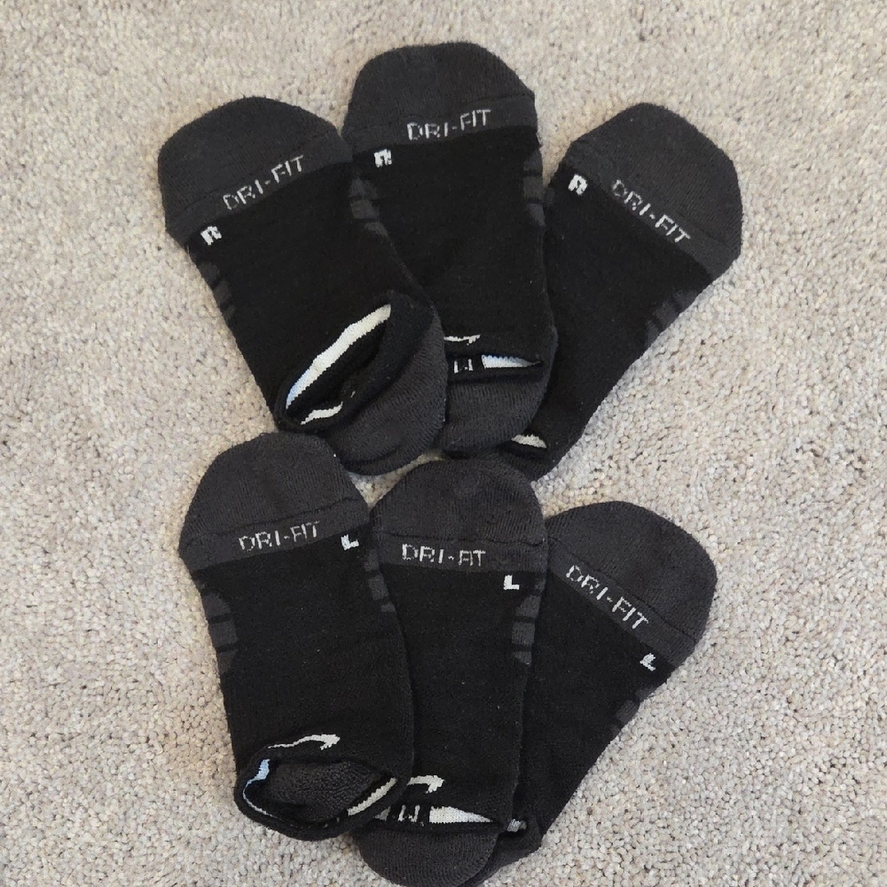 Nike Black Dri-FIT Low-Cut Athletic Socks - 6 Pair